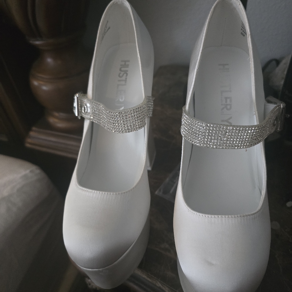 YRU x Hustler White Platform Heels size 8
